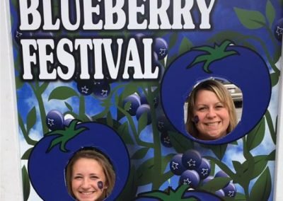 BlueberryFestival_faceinhole_web_dn
