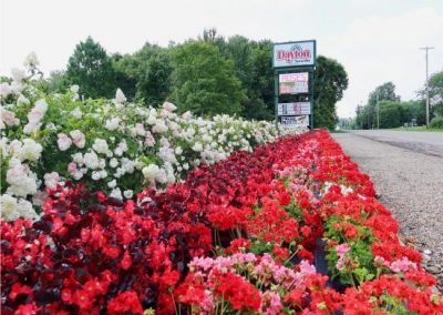 FrontSignbyStreet_summer2021_web